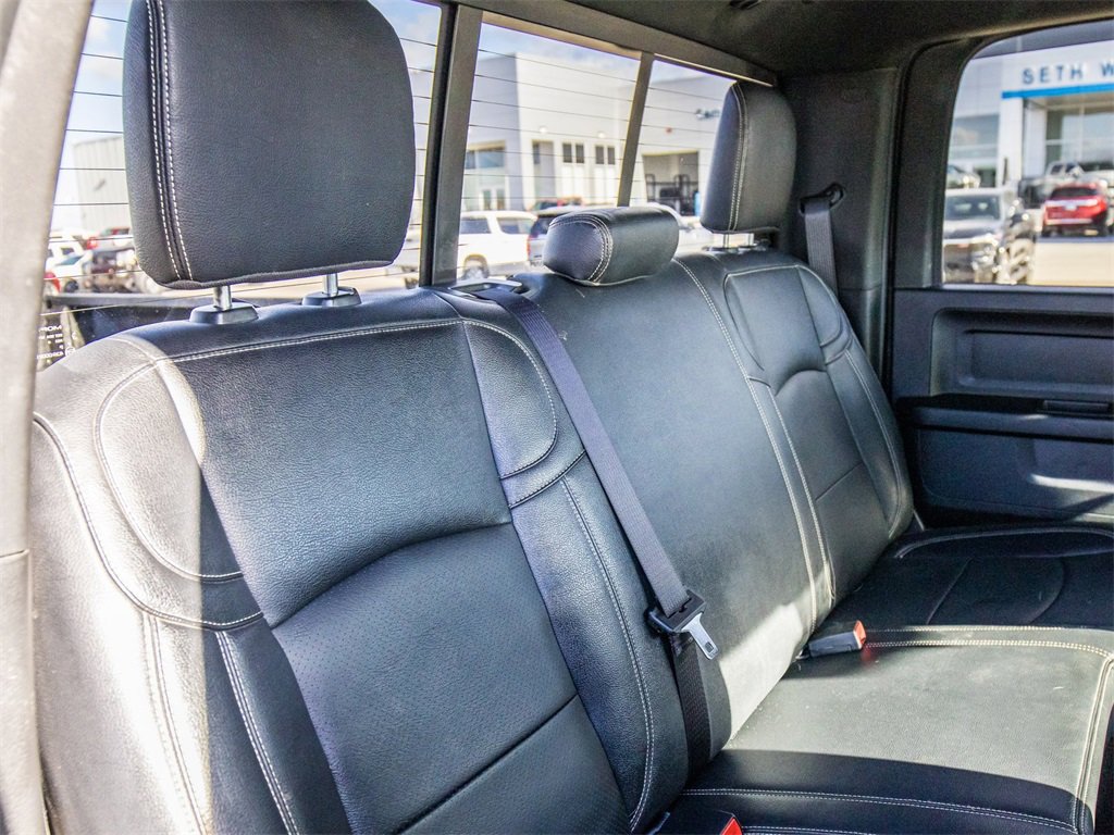 Used 2024 RAM 3500 Tradesman w/ Chrome Appearance Group image 25