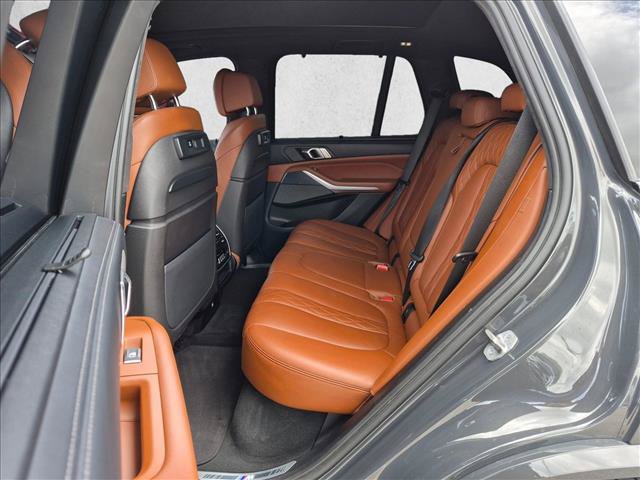 Used 2022 BMW X5 M50i AWD/4WD image 19