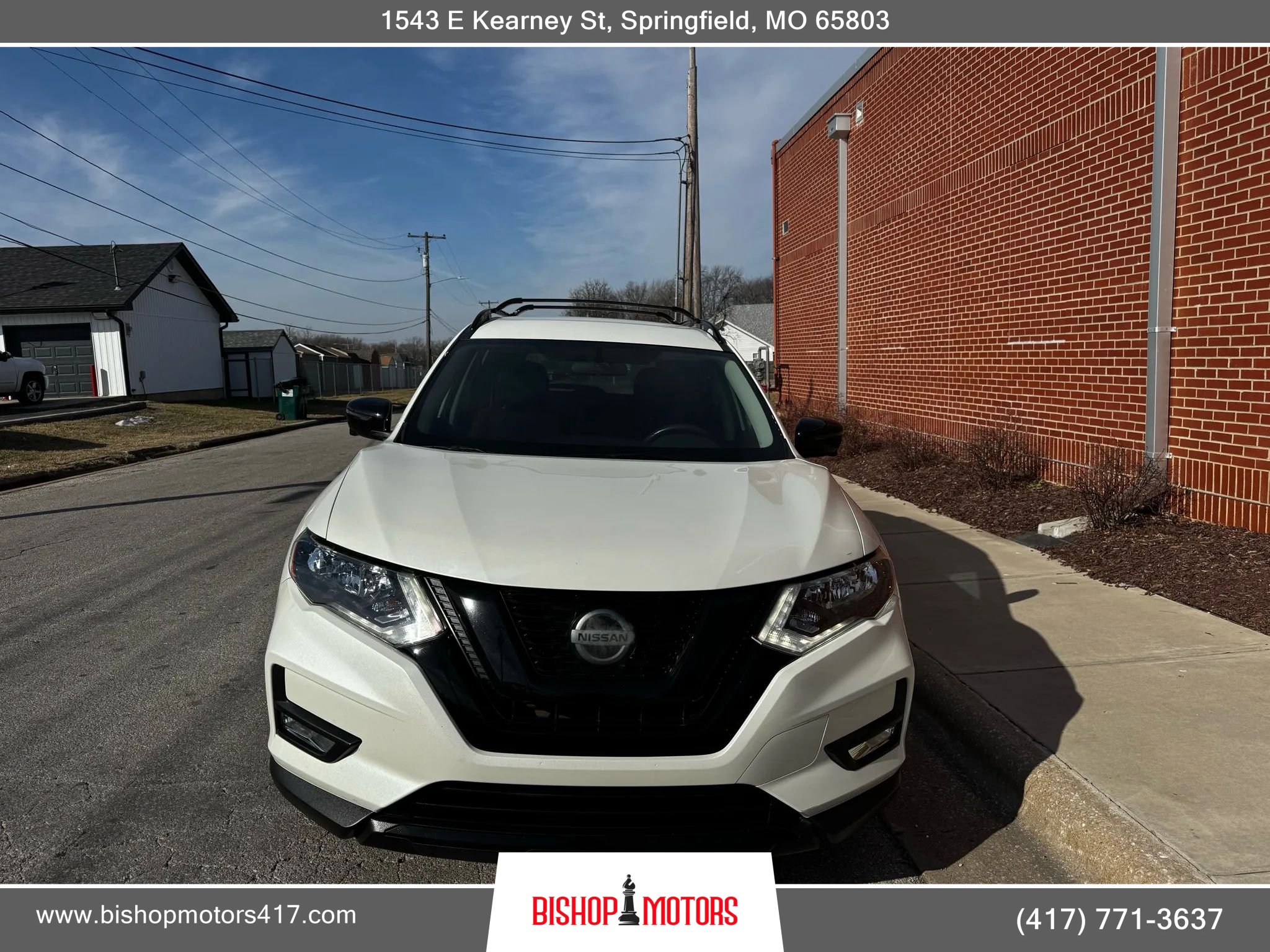 Used 2018 Nissan Rogue SV w/ Premium Package image 8