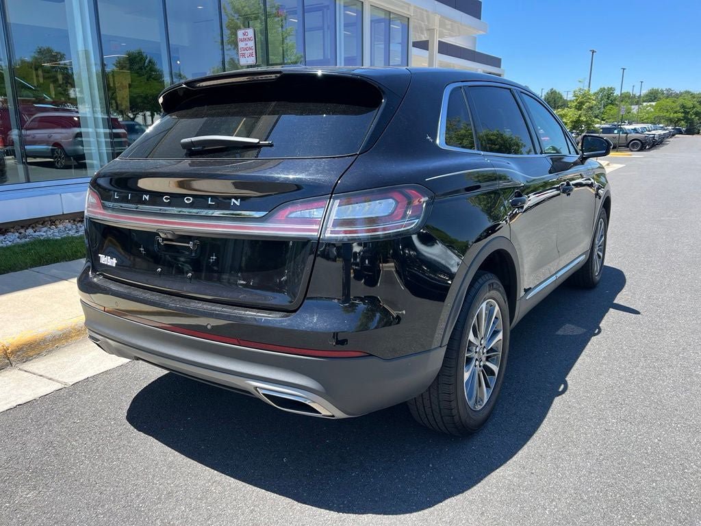 Certified 2023 Lincoln Nautilus AWD w/ Premium Package image 9