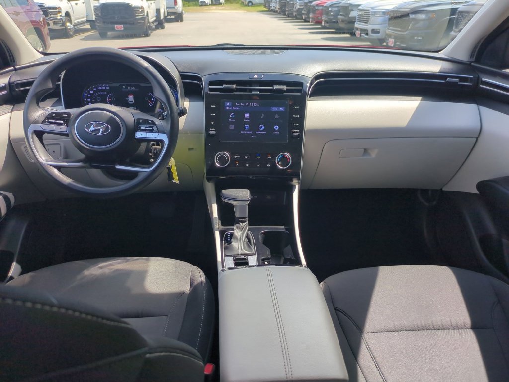 Used 2023 Hyundai Tucson SE AWD/4WD image 29
