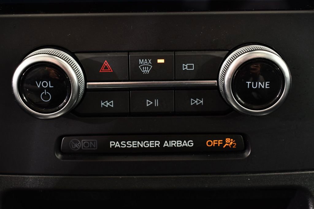 Used 2024 Ford Edge Titanium w/ Equipment Group 301A image 29