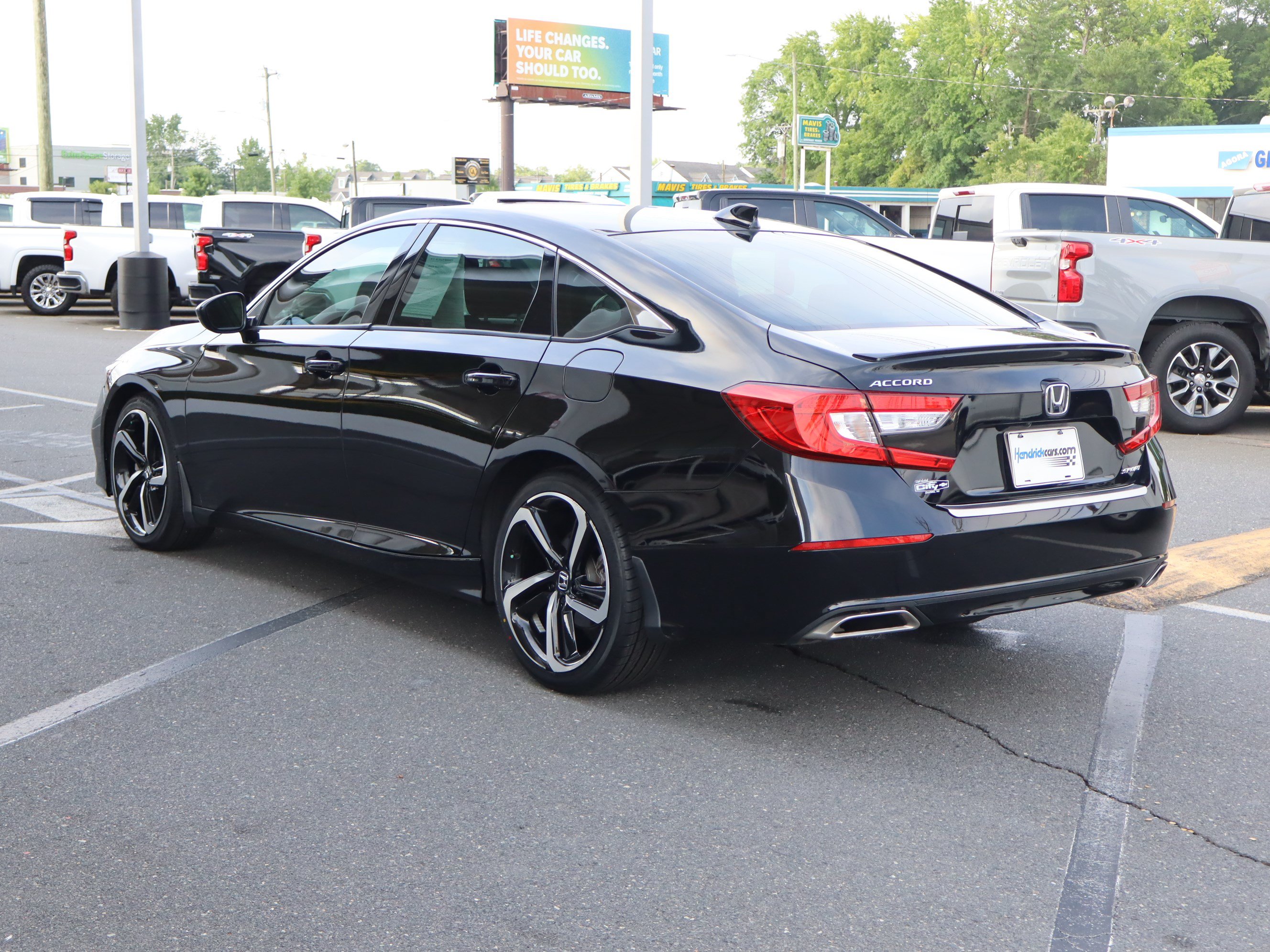 Used 2022 Honda Accord Sport image 8