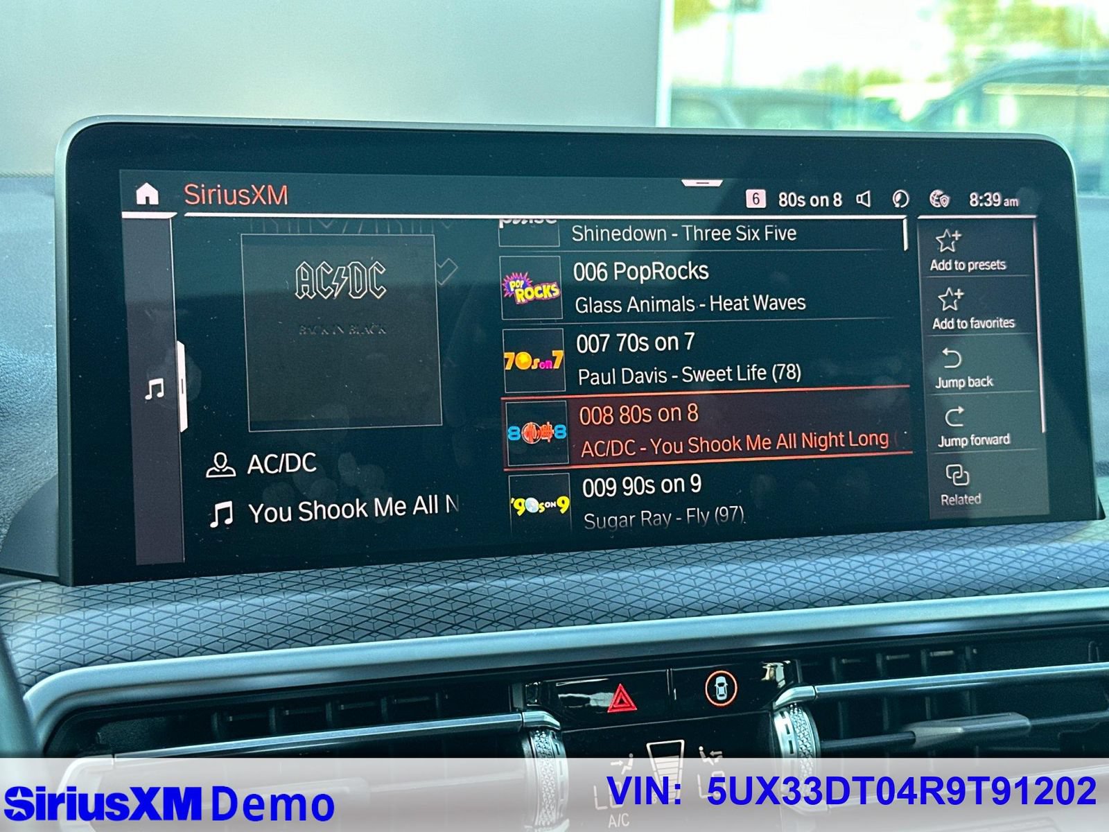 Used 2024 BMW X4 xDrive30i w/ Premium Package AWD/4WD image 34