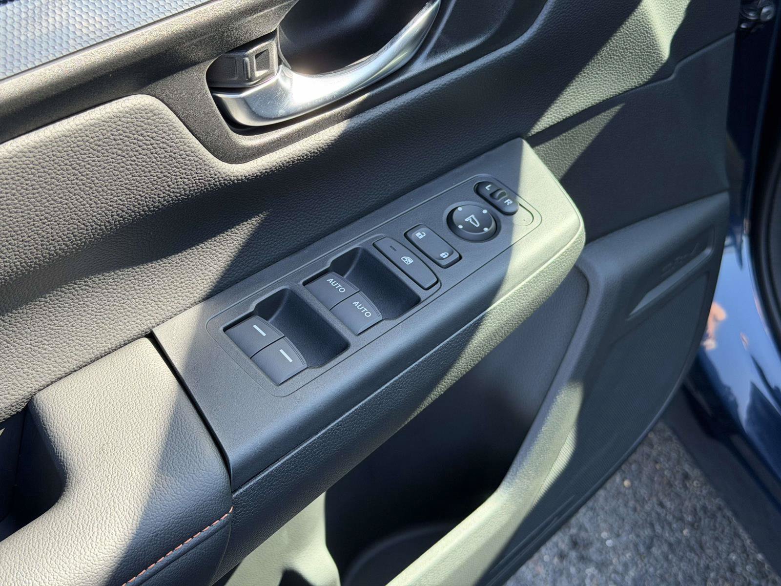 Certified 2026 Honda CR-V Sport image 7