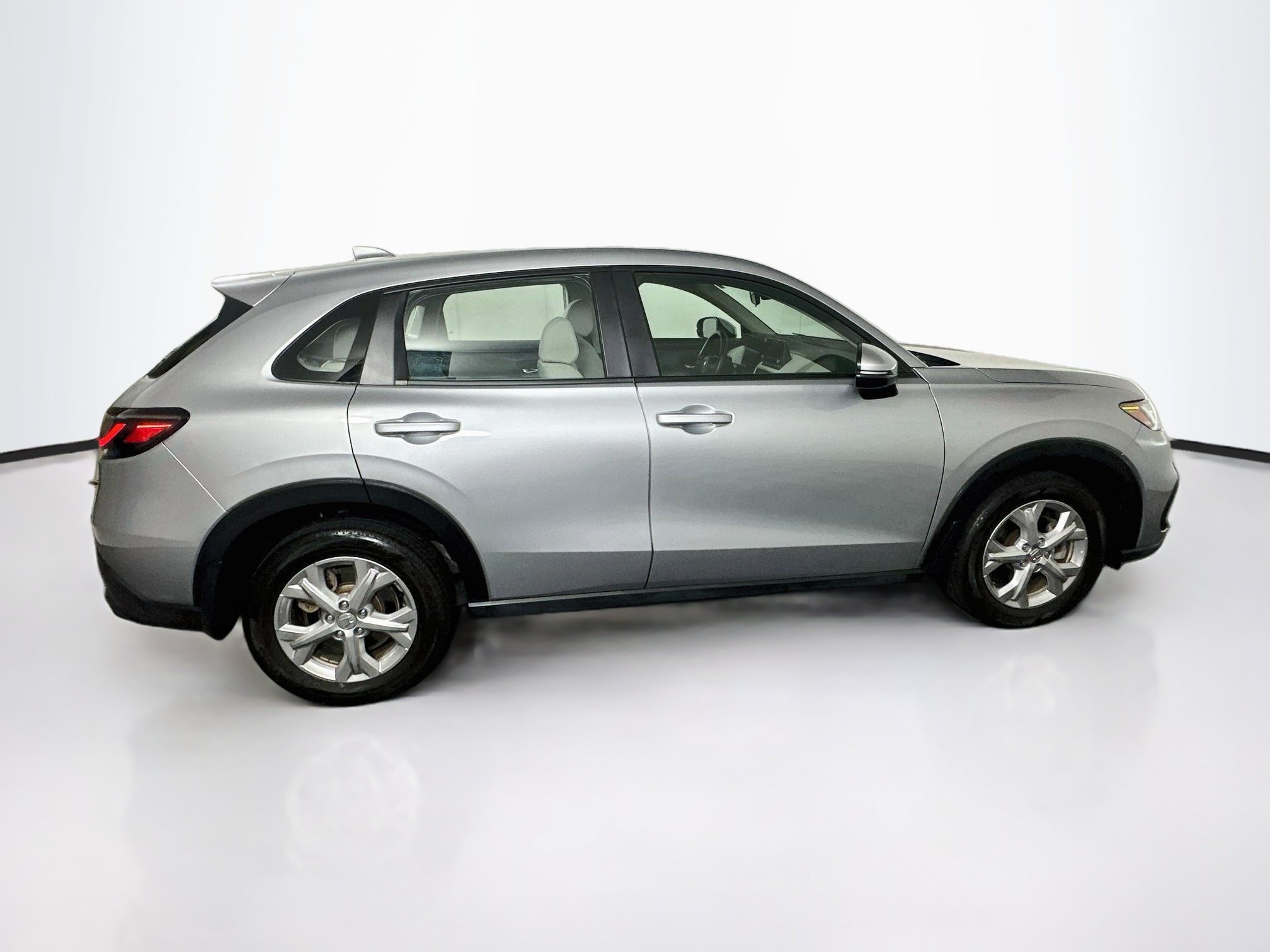 Used 2024 Honda HR-V LX image 10