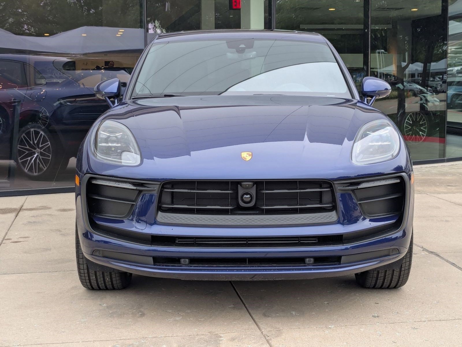 New 2026 Porsche Macan AWD/4WD image 6