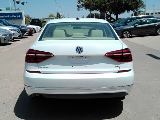 Used 2019 Volkswagen Passat 2.0T Wolfsburg w/ Wheels & Sunroof Package FWD image 9