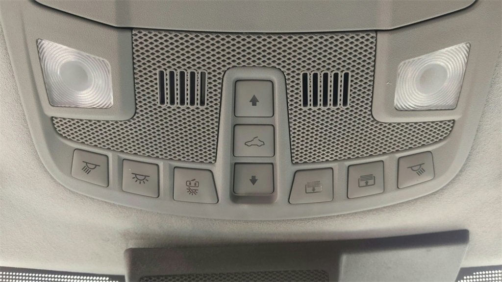 Used 2022 Ford F450 Limited w/ FX4 Off-Road Package image 28