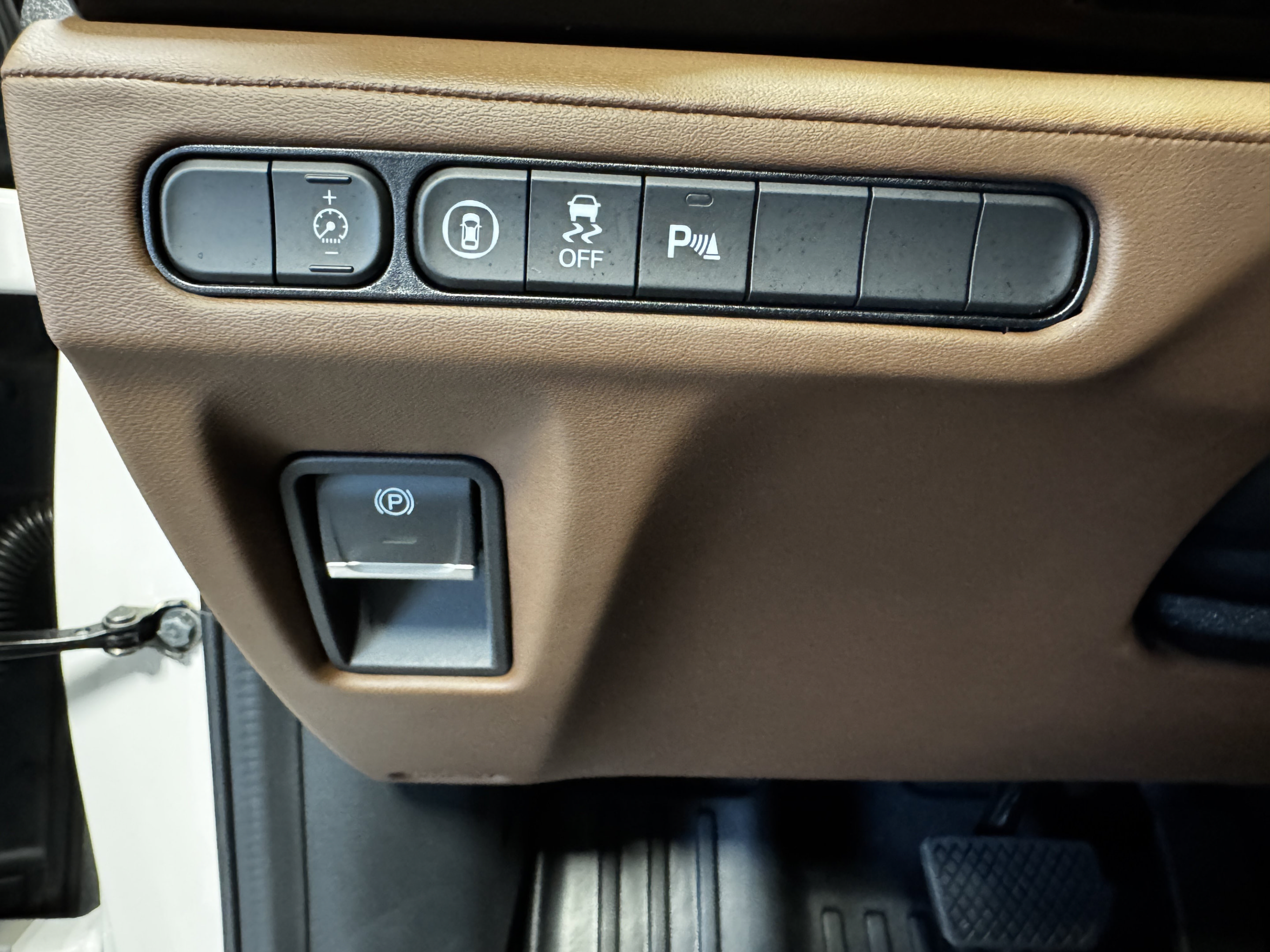 Certified 2025 Acura MDX w/ Technology Package FWD image 21