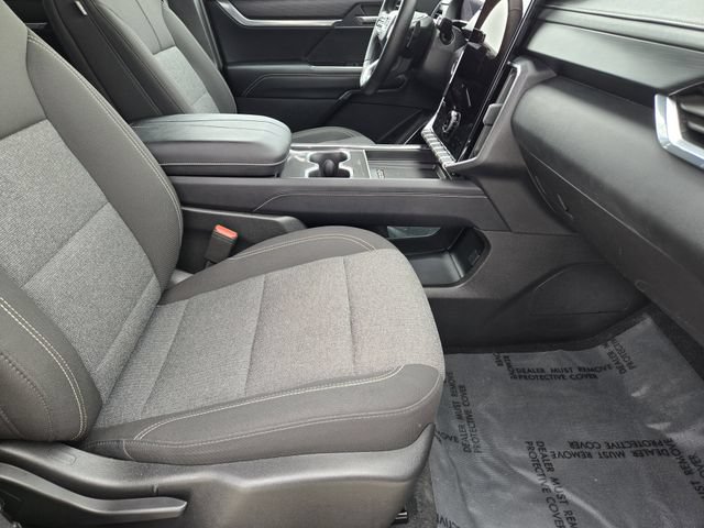 Used 2025 GMC Acadia Elevation AWD/4WD image 13