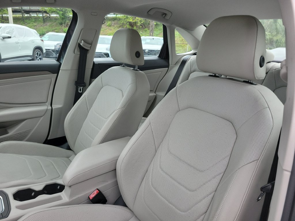 Used 2019 Volkswagen Jetta SEL Premium FWD image 20