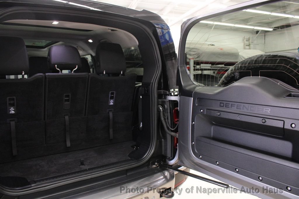 Used 2023 Land Rover Defender 130 SE AWD/4WD image 38
