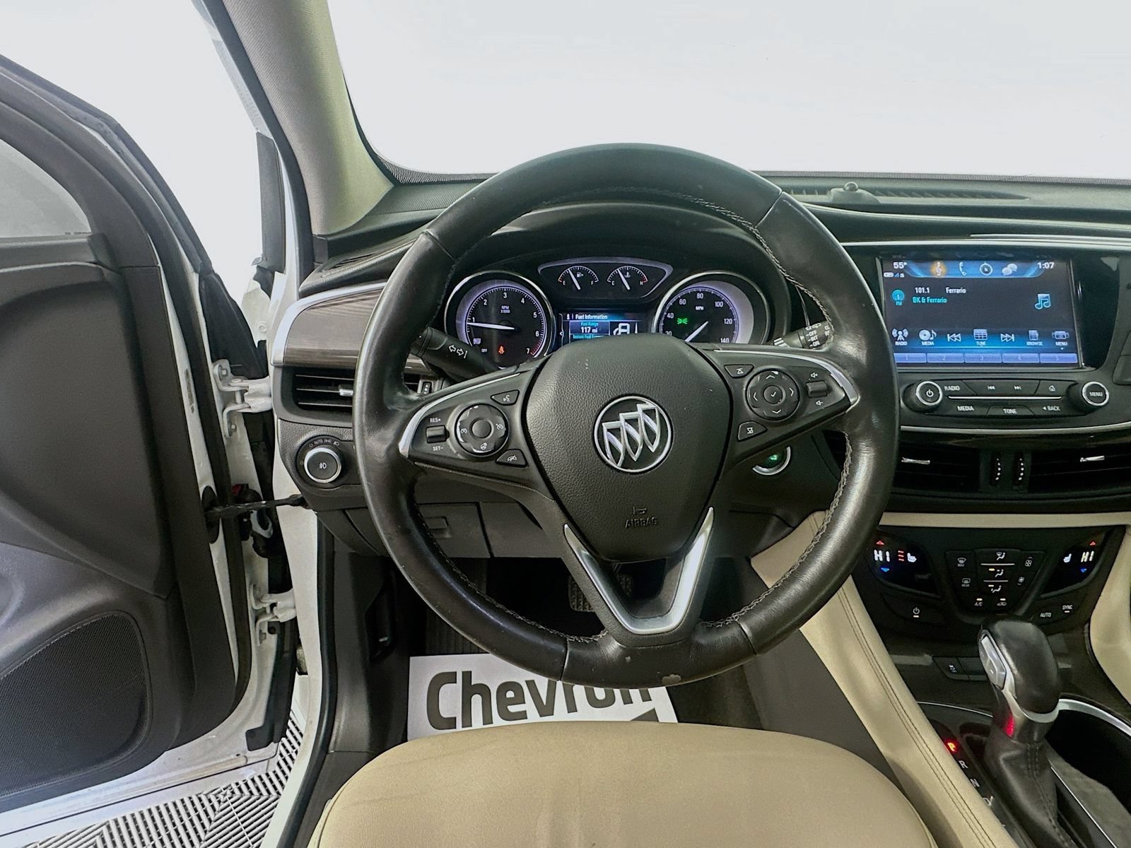 Used 2020 Buick Envision Essence FWD image 11