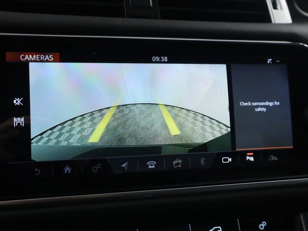 Used 2021 Land Rover Range Rover Sport HST image 16