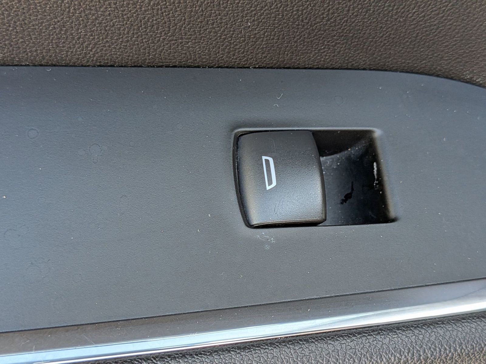 Used 2025 GMC Sierra 1500 SLT image 28