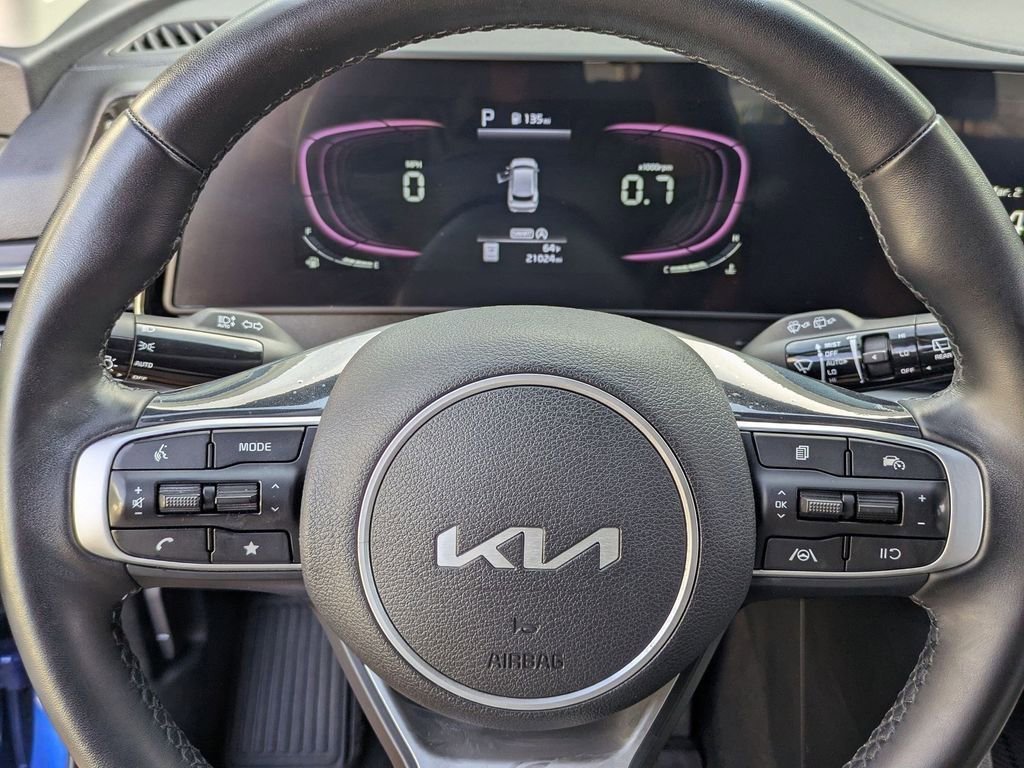 Used 2023 Kia Sportage EX image 7