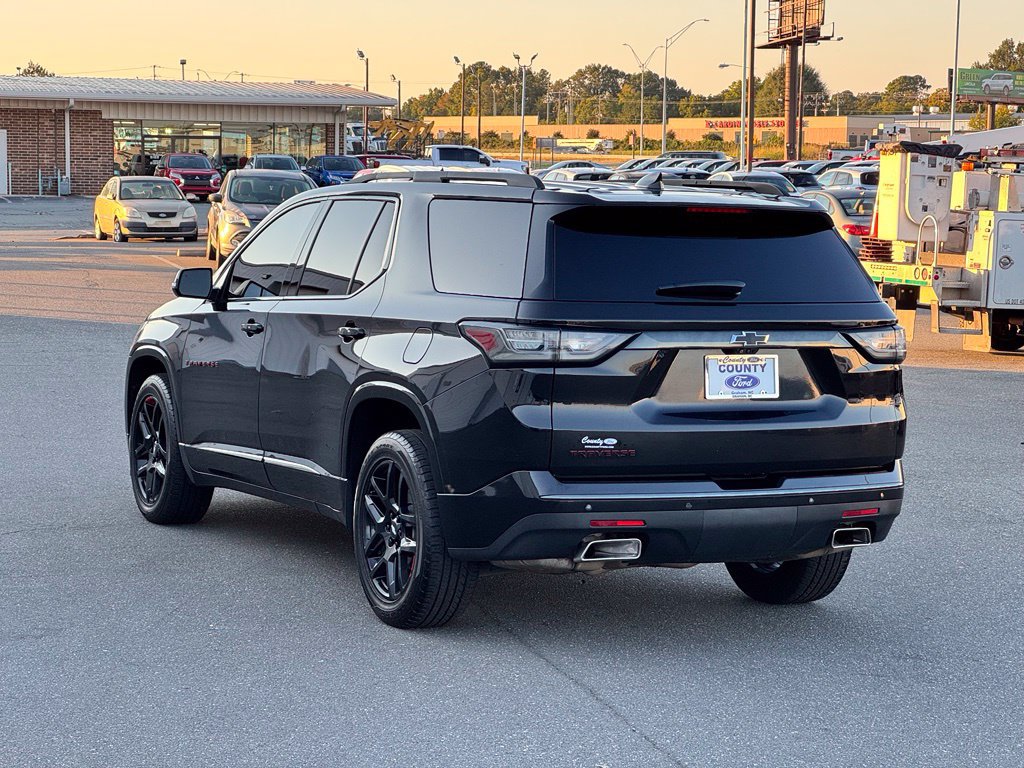 Used 2020 Chevrolet Traverse Premier w/ Redline Edition FWD image 6