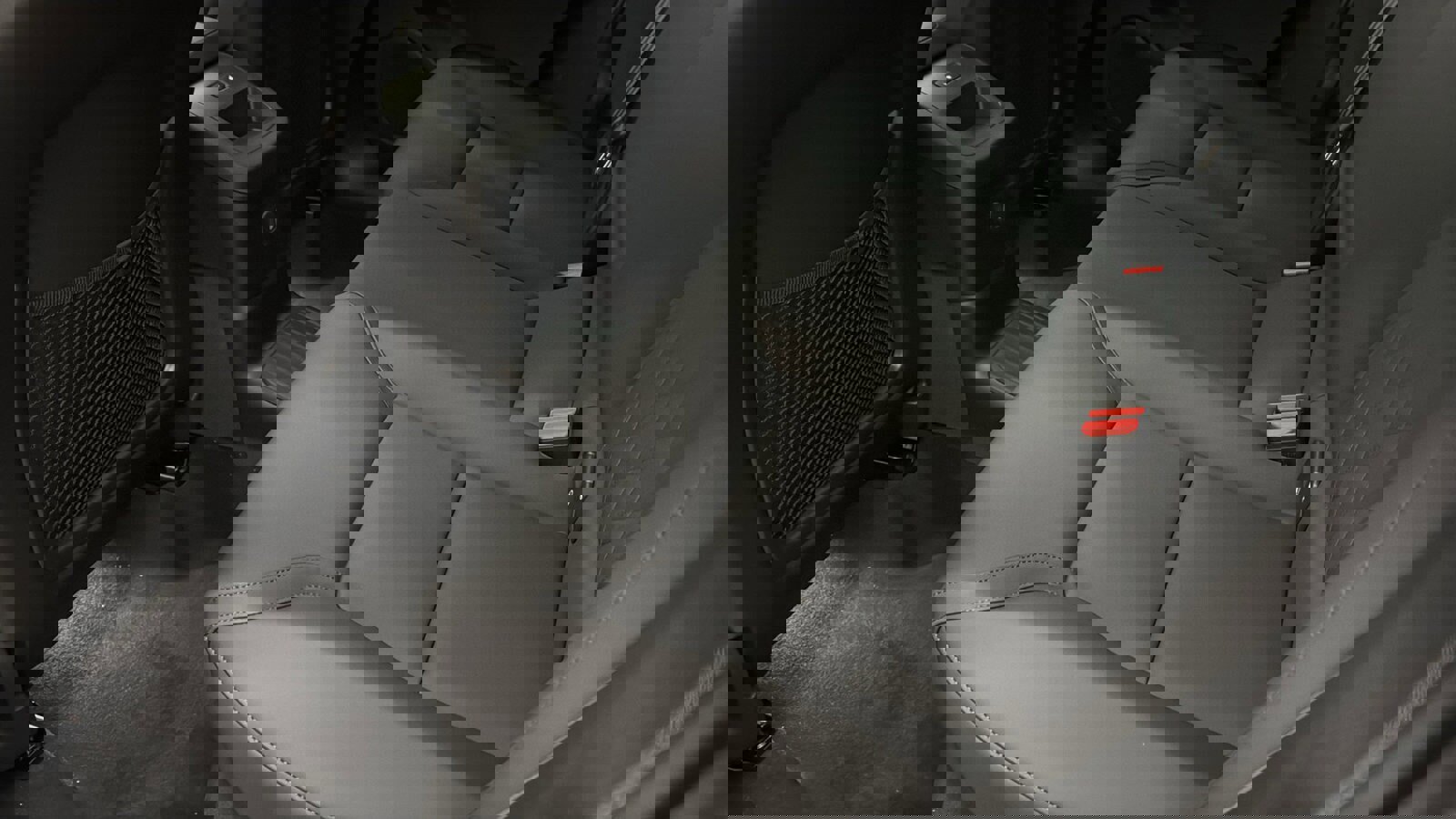 New 2026 Volvo XC60 T8 Plus w/ Protection Package Premier image 27