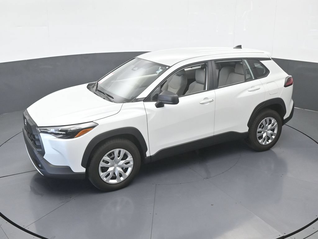 Used 2026 Toyota Corolla Cross L FWD image 45