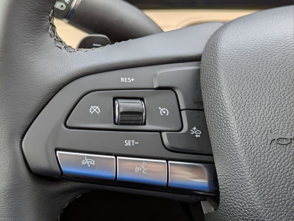 Certified 2024 Cadillac XT4 Premium Luxury image 15