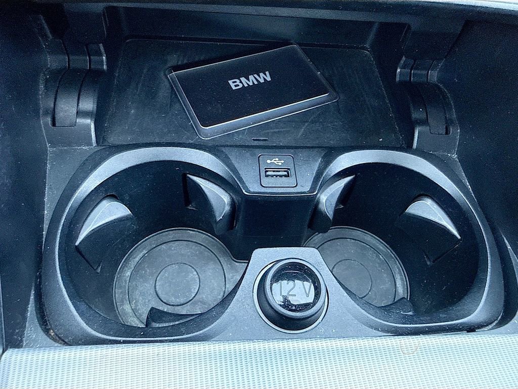 Used 2019 BMW 330i Sedan w/ Premium Package image 30