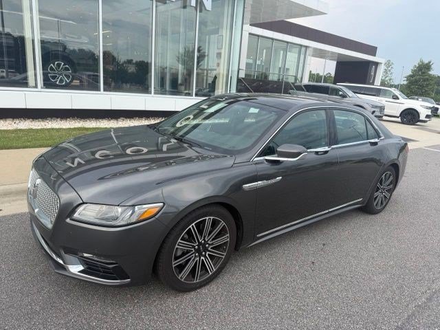 Used 2017 Lincoln Continental Reserve w/ Climate Package FWD image 2
