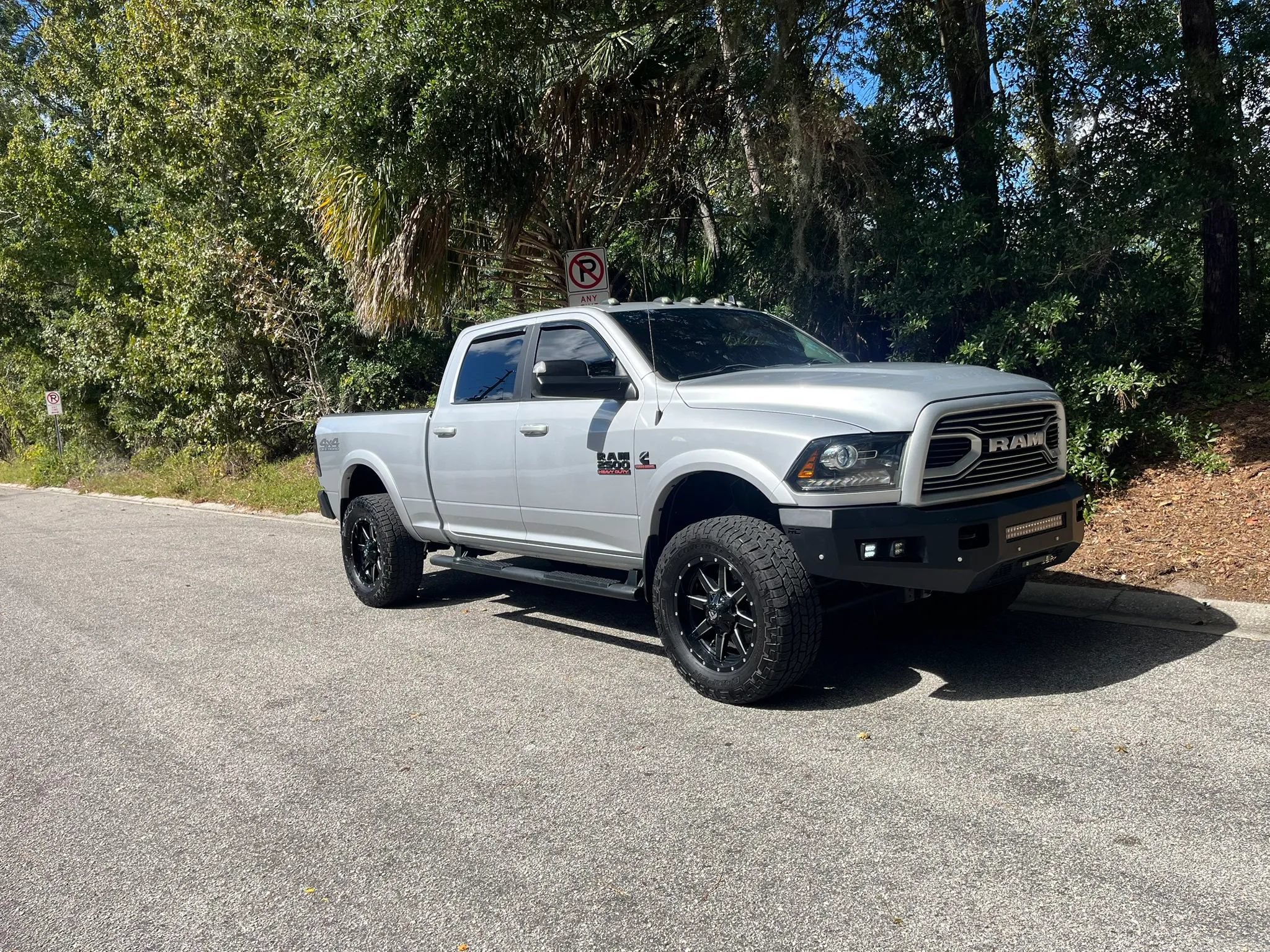 Used 2018 RAM 2500 Big Horn w/ Sport Appearance Group AWD/4WD image 7