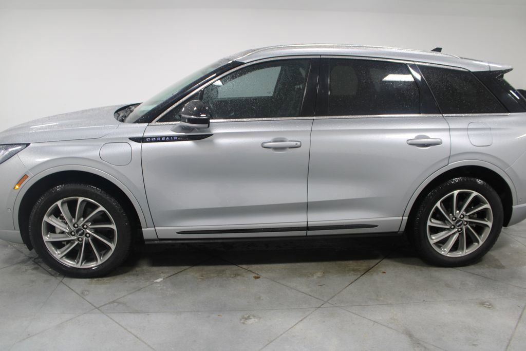 Used 2022 Lincoln Corsair Grand Touring image 6