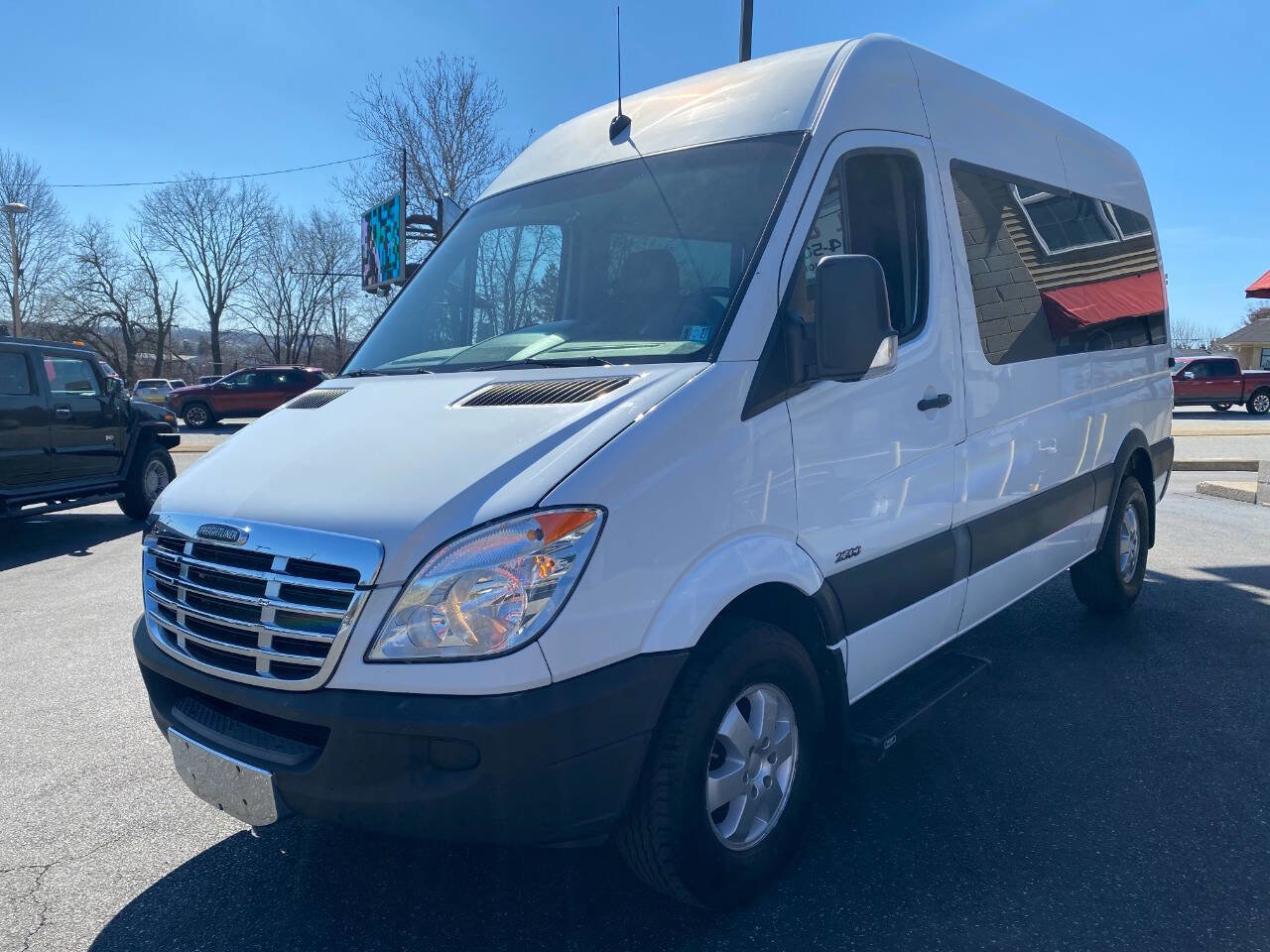Used 2010 Freightliner Sprinter 2500 image 7