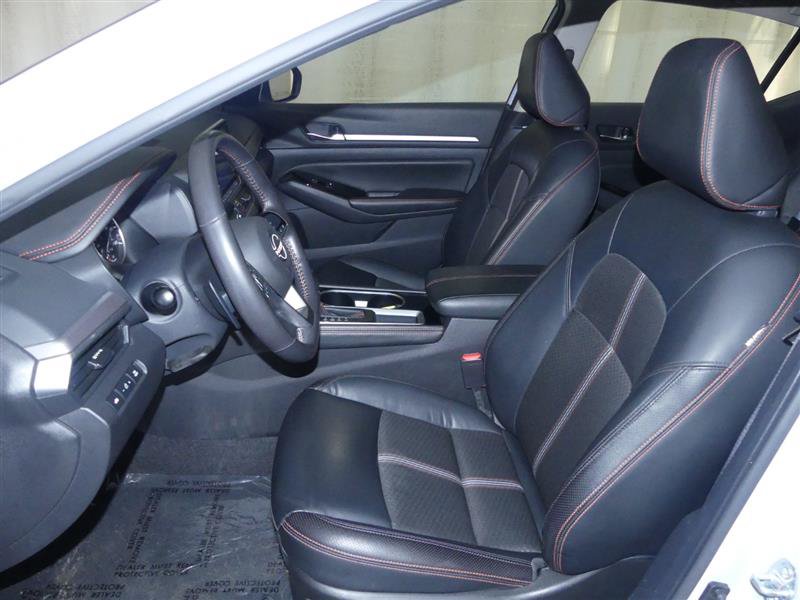 Used 2024 Nissan Altima 2.5 SR FWD image 20