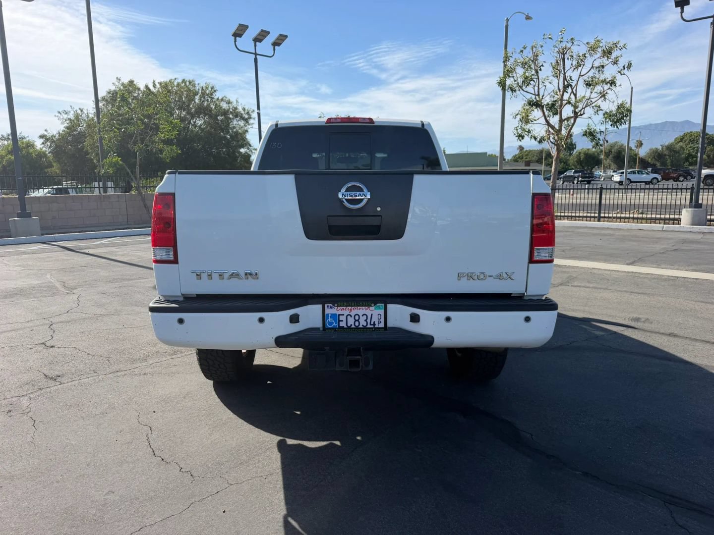 Used 2012 Nissan Titan SV AWD/4WD image 7