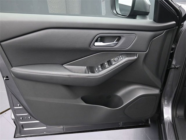 New 2026 Nissan Rogue SV image 15