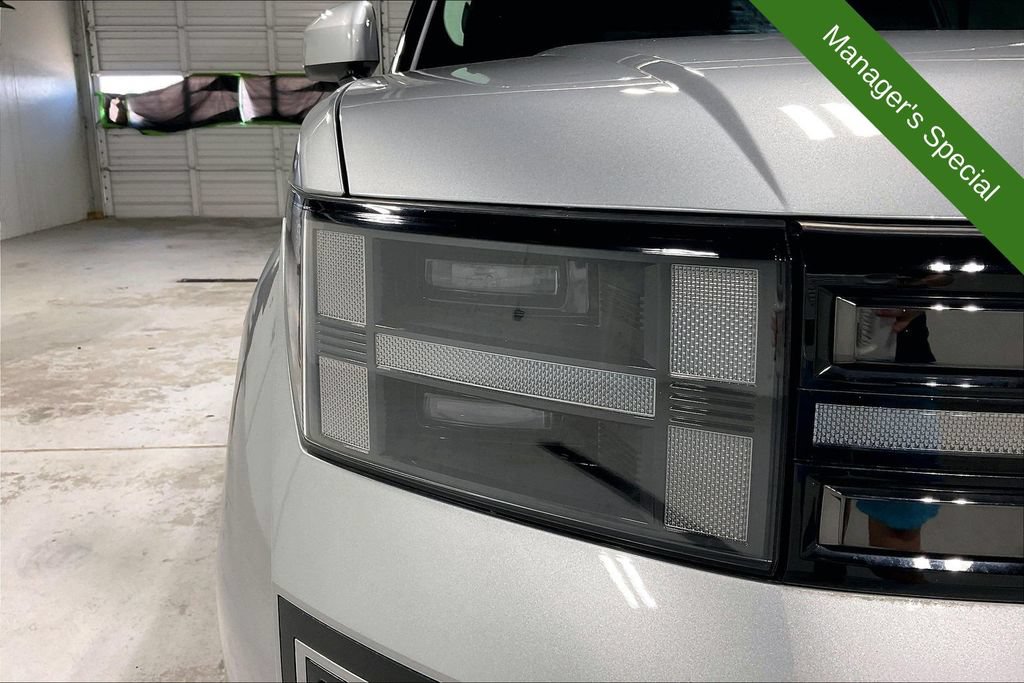 Used 2025 Hyundai Santa Fe Limited FWD image 37