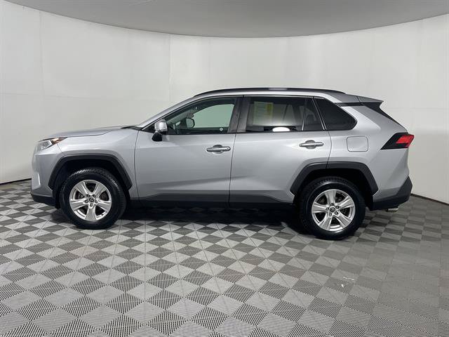 Certified 2021 Toyota RAV4 XLE FWD image 4