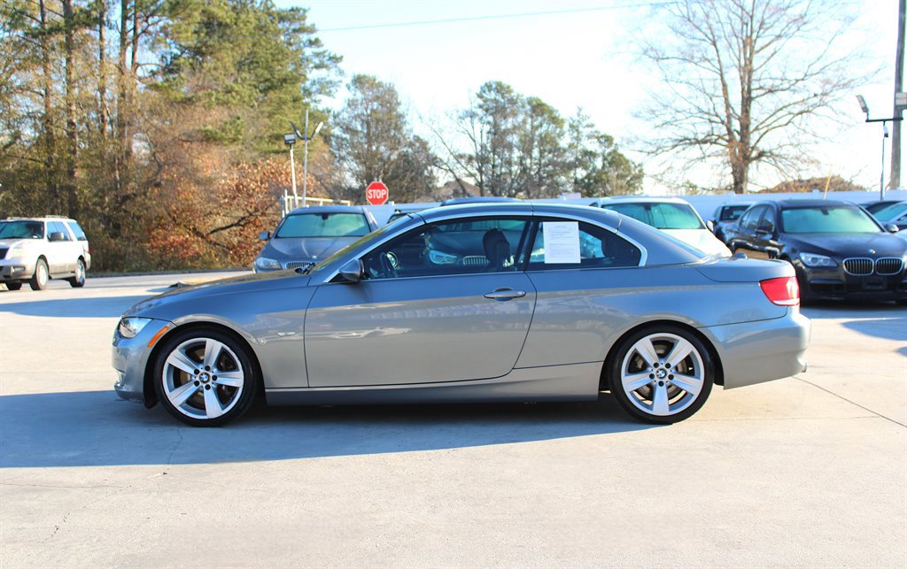 Used 2008 BMW 335i Convertible image 7
