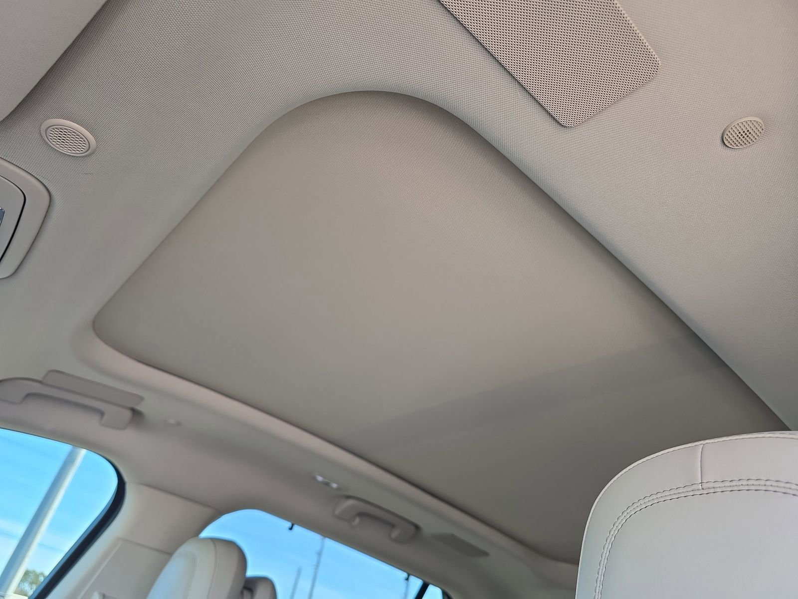 Used 2020 Lincoln Aviator Reserve w/ Equipment Group 202A image 18