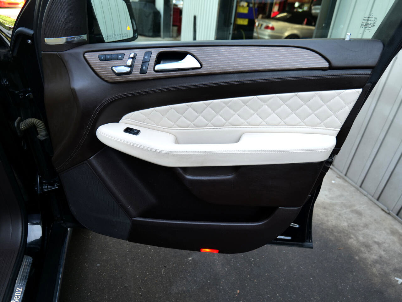 Used 2019 Mercedes-Benz GLS 450 4MATIC w/ Grand Edition Package image 34