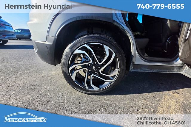 Used 2024 Chevrolet TrailBlazer RS AWD/4WD image 30