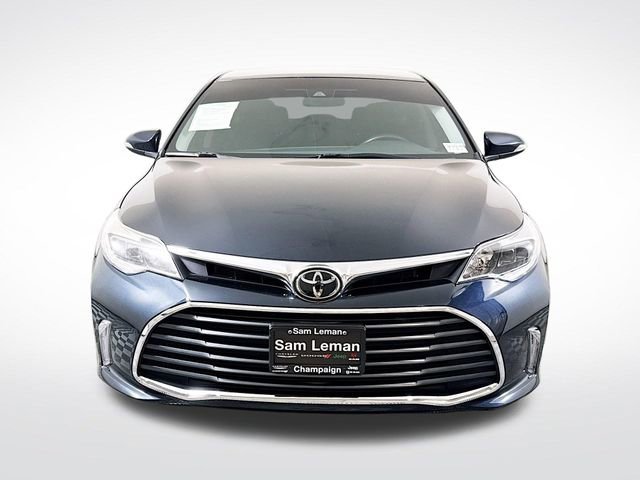 Used 2017 Toyota Avalon XLE image 2