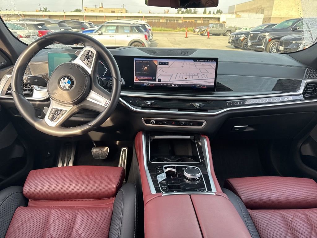Used 2024 BMW X6 xDrive40i w/ Premium Package image 13