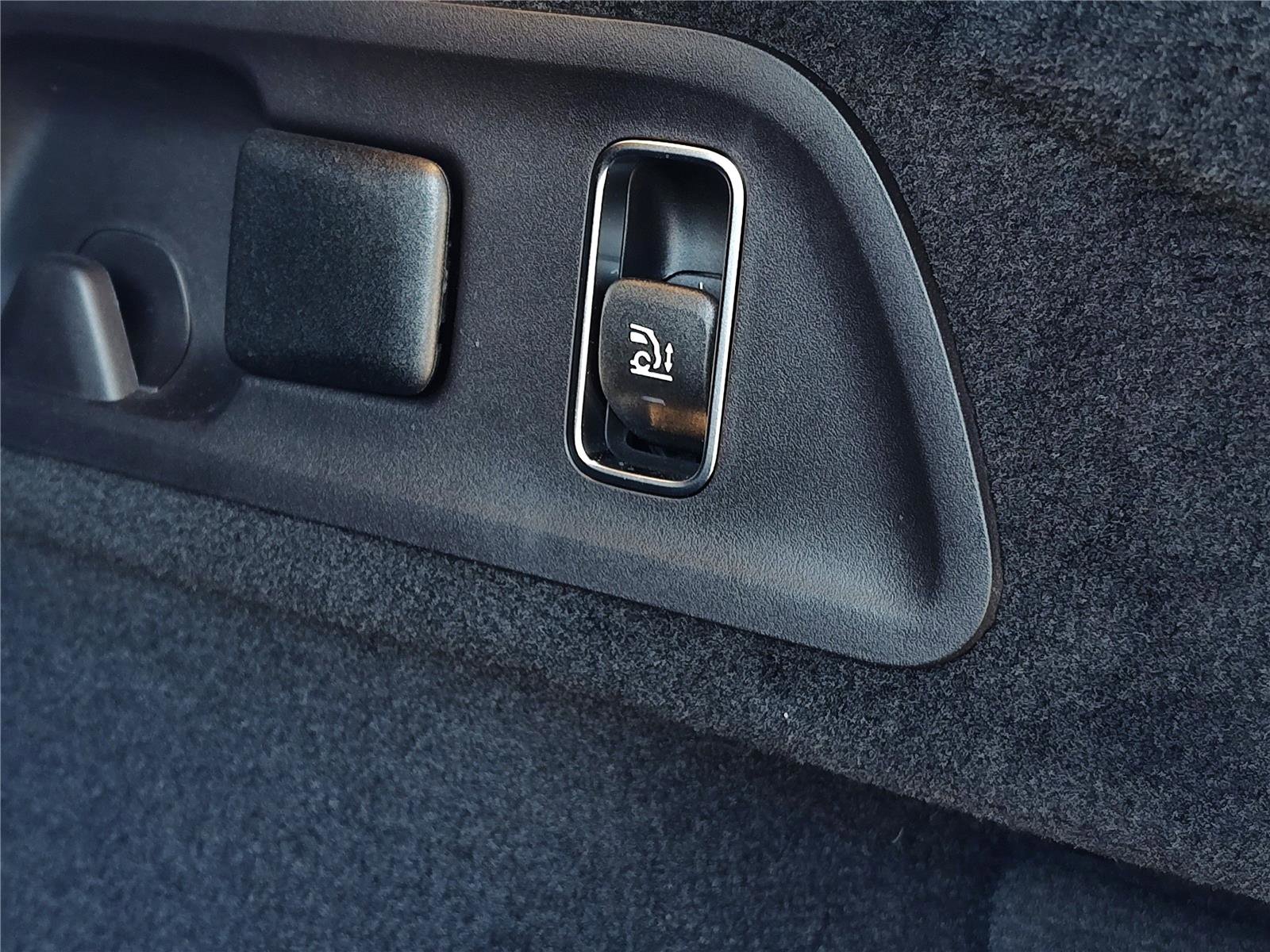 Used 2025 Mercedes-Benz GLE 63 AMG S image 7