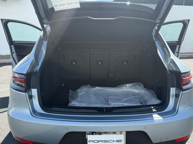 Used 2020 Porsche Macan S AWD/4WD image 25