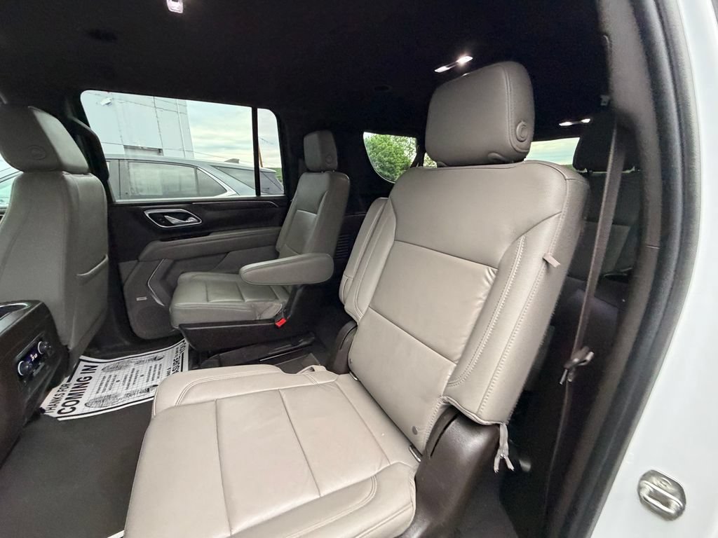 Used 2021 Chevrolet Suburban Z71 w/ Z71 Off-Road Package AWD/4WD image 10