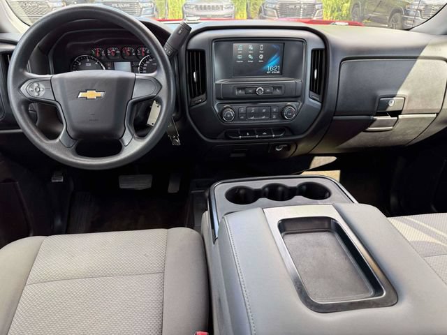 Used 2018 Chevrolet Silverado 1500 Custom w/ Custom Convenience Package AWD/4WD image 14