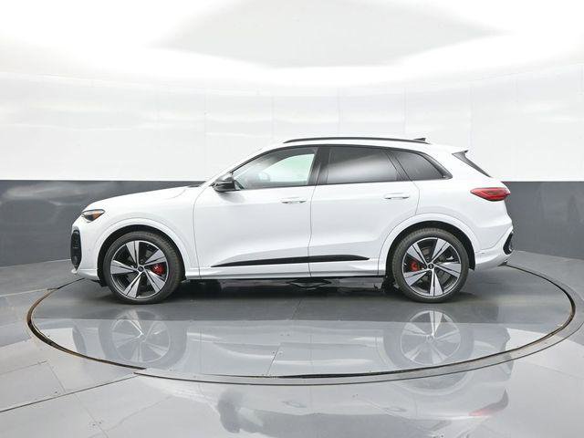 New 2026 Audi SQ5 Premium Plus AWD/4WD image 4