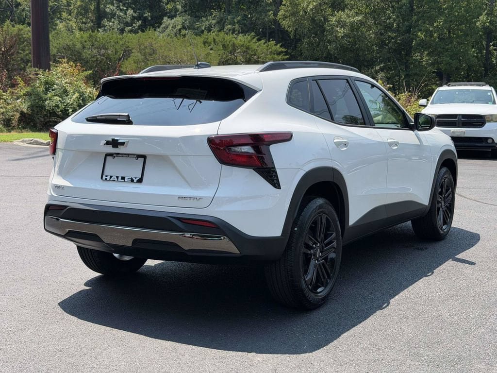 New 2026 Chevrolet Trax ACTIV FWD image 20