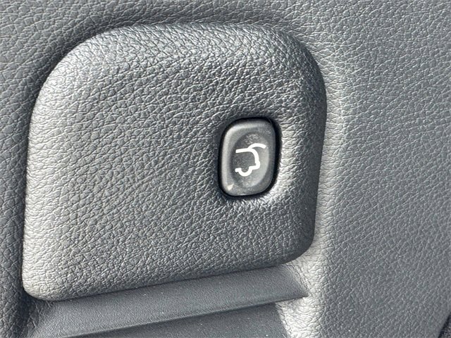 Used 2018 Jeep Grand Cherokee Altitude image 32