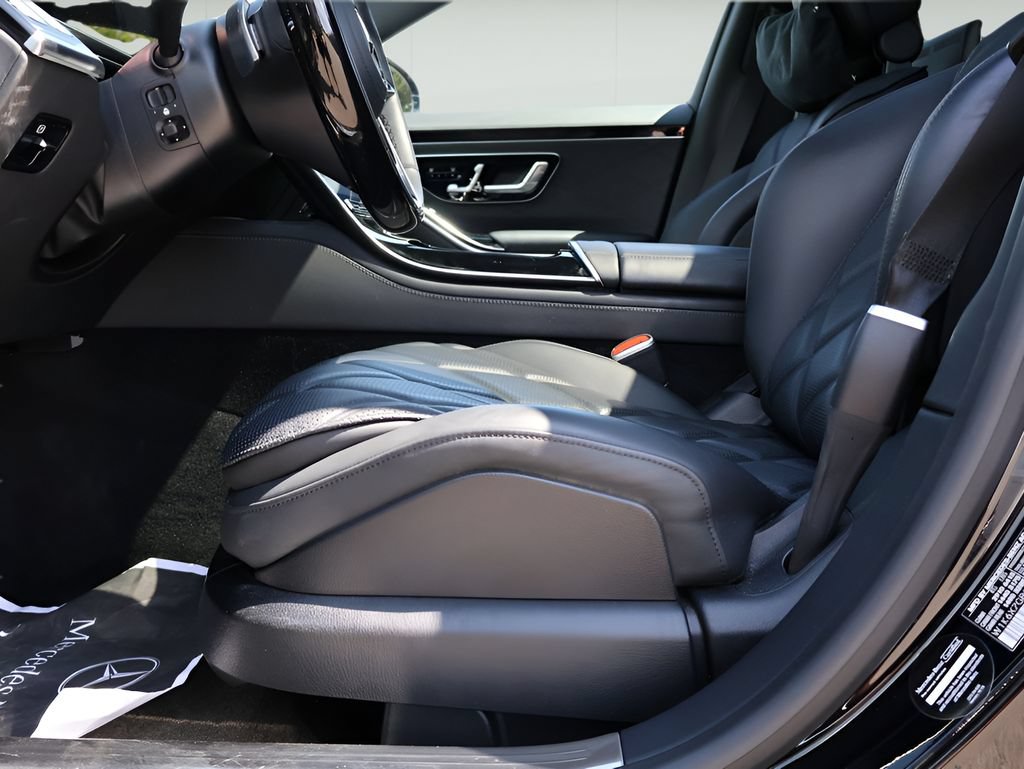 Certified 2024 Mercedes-Benz Maybach S 580 4MATIC image 42