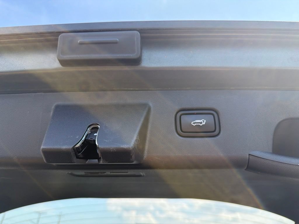 Certified 2023 Hyundai Tucson SEL AWD/4WD image 12